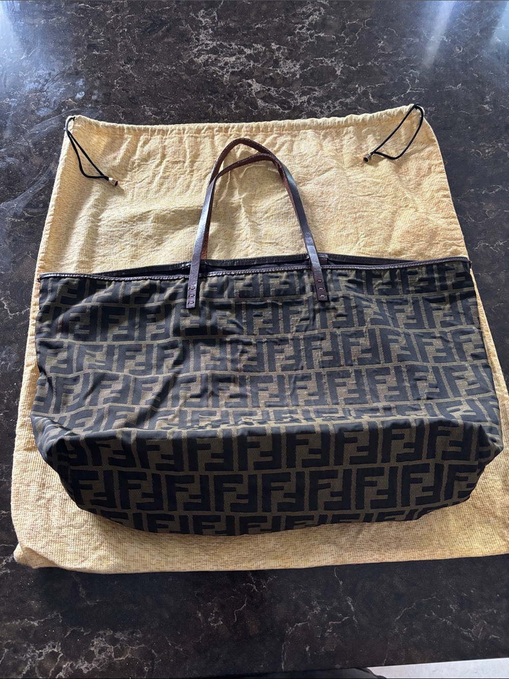 Fendi Monogram FF Tote Bag - Black/Brown